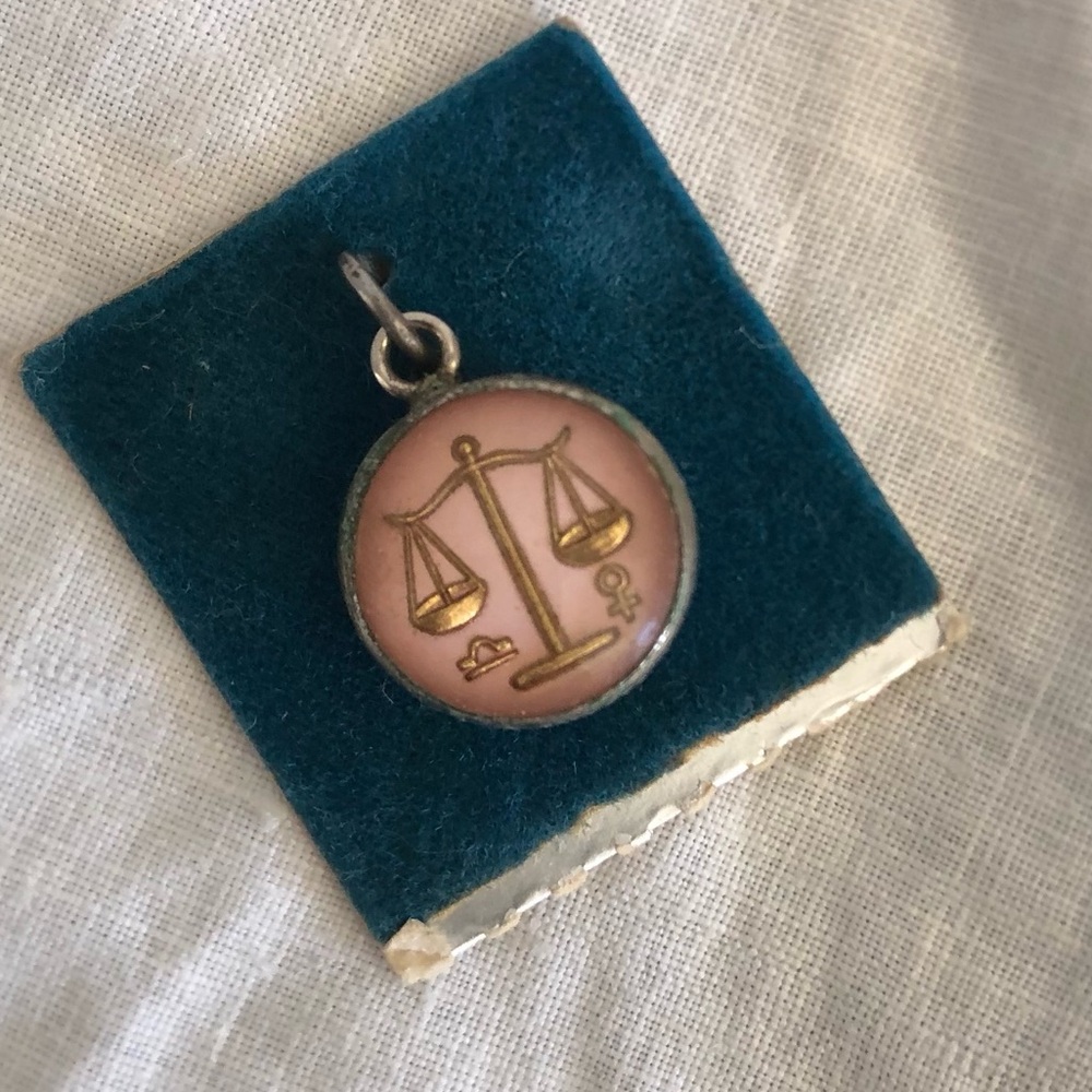 Vtg Nera Sterling Libra Enamel Pendant